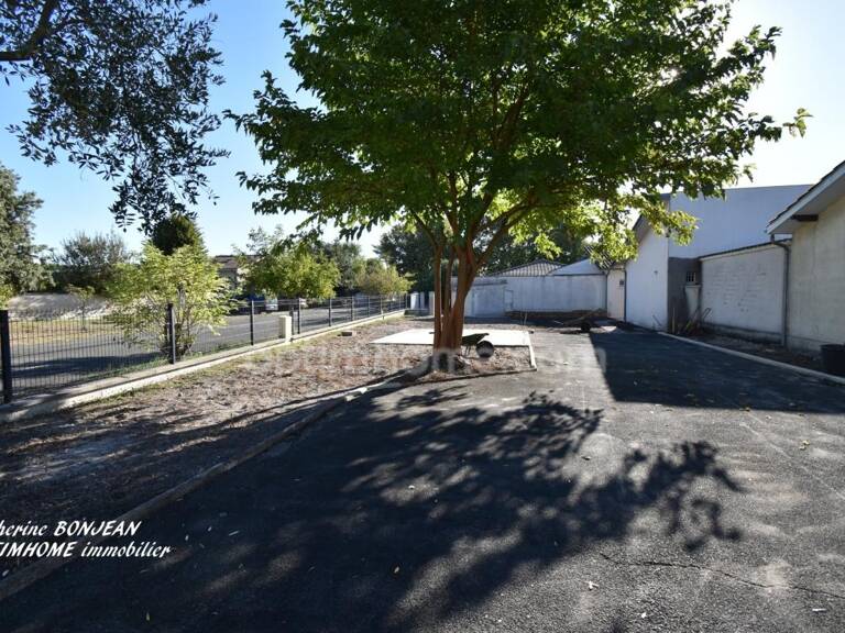 Petite maison mitoyenne de Plain-pied fonctionnelle 2 chambres avec potentiel - Emplacement privilégié à Blanquefort — photo 1