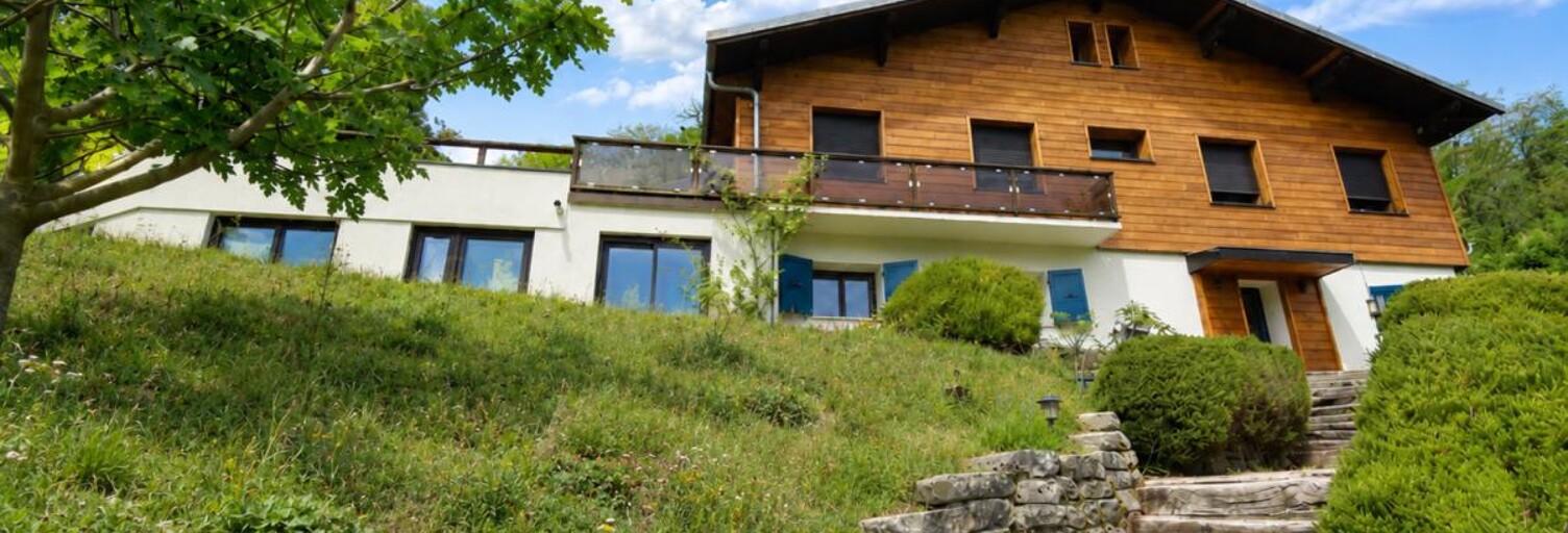 Maison 9 Pièces 198 m² à vendre à Barberaz (73000)