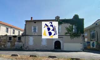 Maison 10 Pièces 330 m² à vendre à Angoulême (16000)