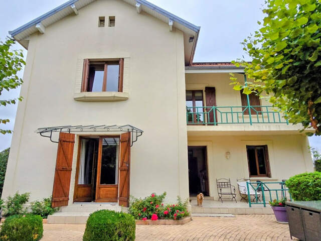 Maison Savoyeux 172.76 m2 — photo du bien