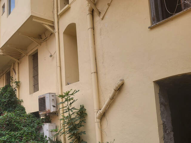 Centre AJACCIO. Locaux à aménager en 3 logements — photo du bien