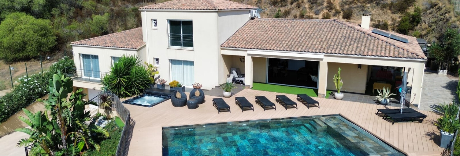 Maison 5 Pièces 270 m² à vendre à Afa (20167)