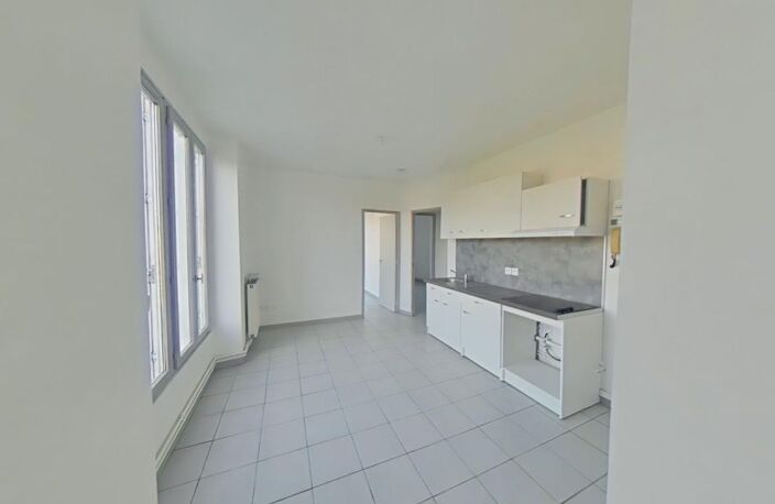 Appartement Romans Sur Isere 3 pièce(s) 61 m2 — photo 2