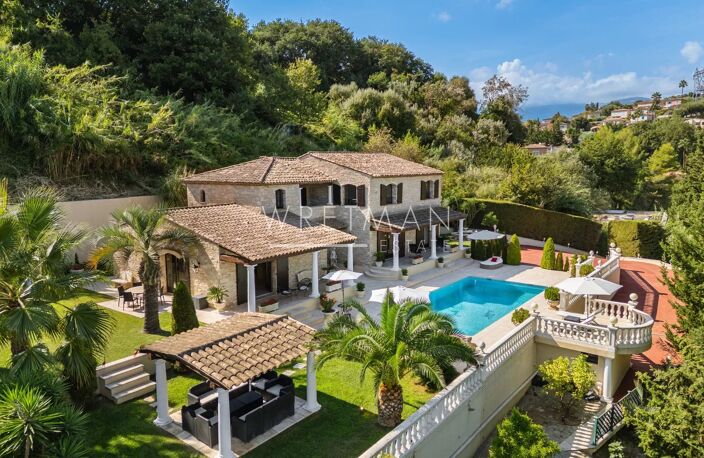 Sublime villa de caractère avec piscine et vues panoramiques – C — photo 2