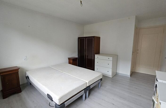 T2 — photo 3