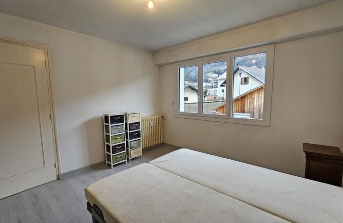 T2 — photo 4