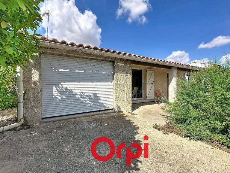 Villa à rénover avec grand garage et terrain de 602 m² – Saint-Just — photo 1