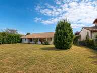 SAINT-ALBAN – MAISON INDIVIDUELLE DE PLAIN-PIED – 3 CHAMBRES – GARAGE AVEC ROCHELLE – VERANDA - PARCELLE DE 617 M² — photo 2