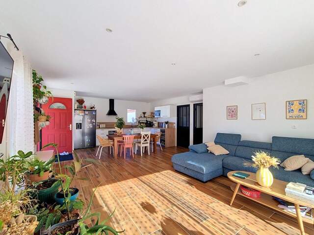 Maison À Vendre — photo du bien