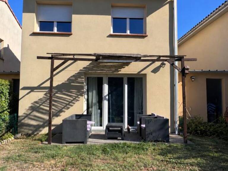 CASTELGINEST – Maison T4 avec garage et jardin, hors copropriété — photo 1