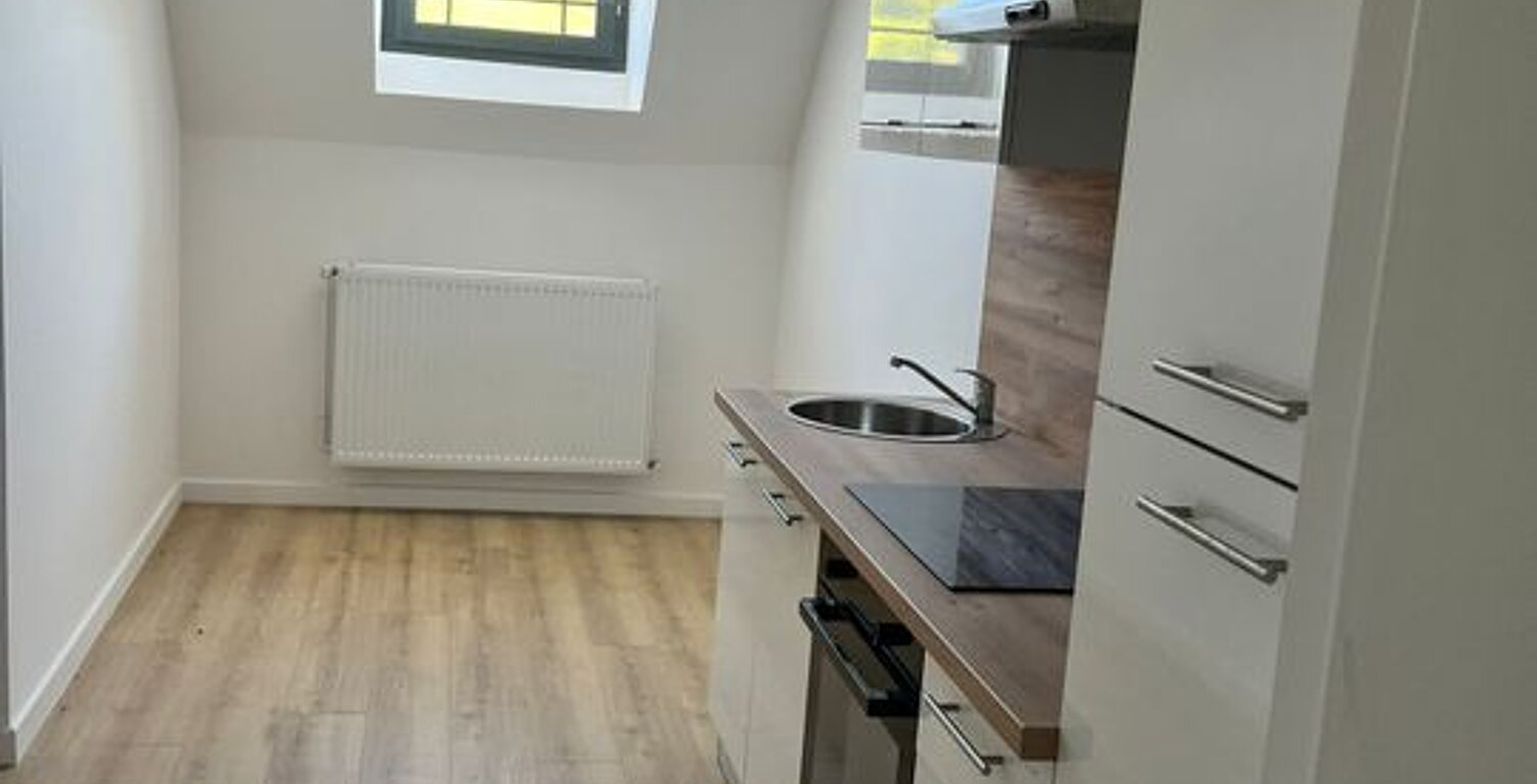 Appartement de 52m2 à louer sur Saint-Léger-du-Bourg-Denis — photo 1