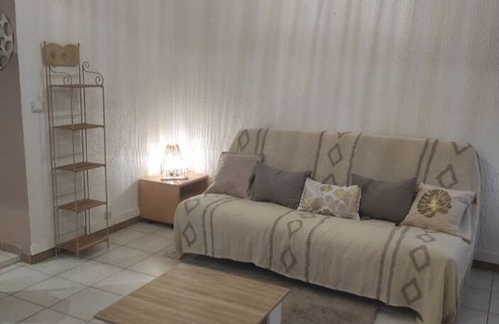 Studio de 25m2 à louer sur La Couronne — photo 2