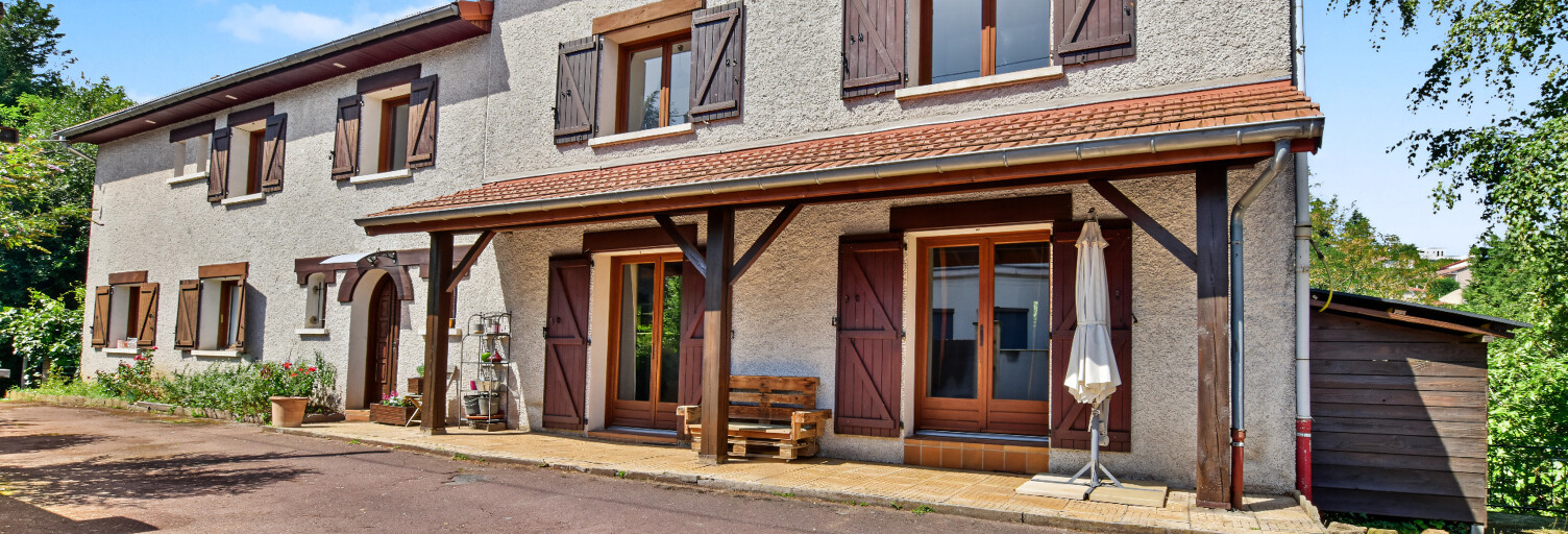 Maison 10 Pièces 330 m² à vendre à Saint-Étienne (42000)