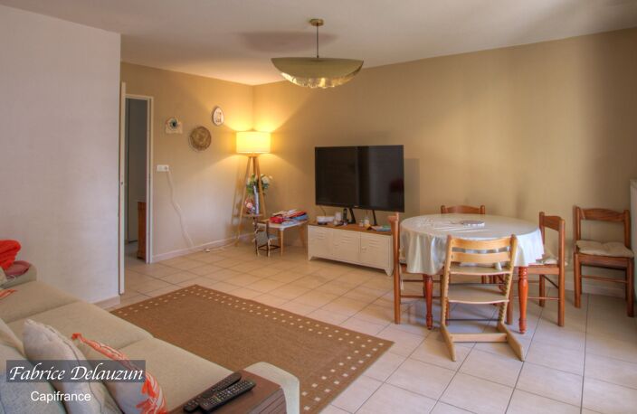 Appartement à vendre 4 pièces SAINT MARTIN DE CRAU (13) — photo 2