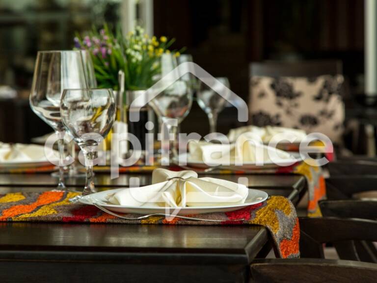Dpt Finistère (29), à vendre proche de QUIMPER Bar restaurant MURS et FONDS — photo 1