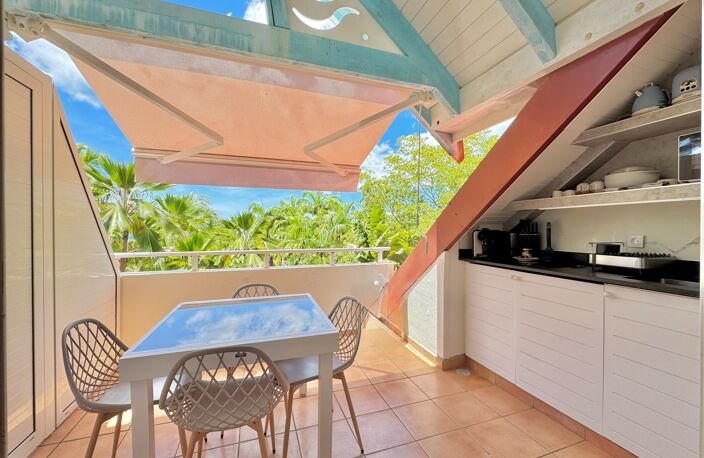 A VENDRE – DEUX STUDIOS RENOVES ET COMMUNICANTS – JUSQU’A 8 PERSONNES – SAINTE-ANNE — photo 3