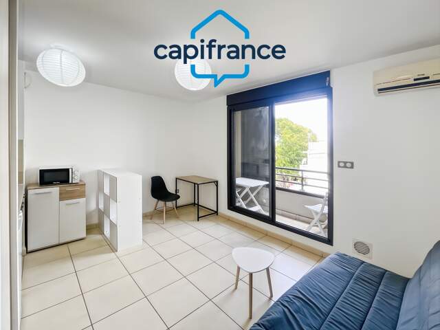 Appartement Meublé à louer 1 pièces avec emplacement parking à Sainte-Clotilde (974) — photo du bien