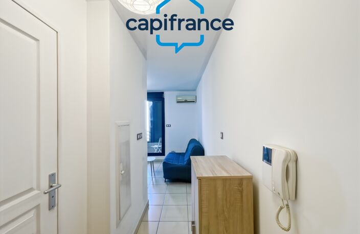 Appartement Meublé à louer 1 pièces avec emplacement parking à Sainte-Clotilde (974) — photo 3