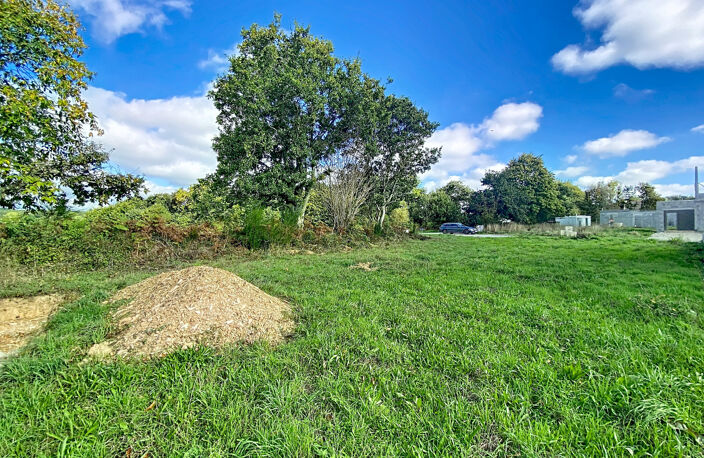 À VENDRE - LOPERHET (29470) - TERRAIN CONSTRUCTIBLE - 571 M² - LIBRE CONSTRUCTEUR — photo 2