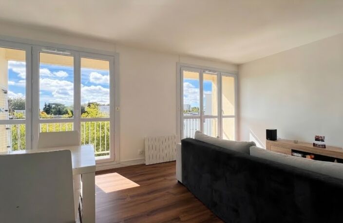 QUIMPER (29) — À VENDRE - Appartement T3 de 60,57 m² AU 6ᵉ et dernier — Balcon - Cave — photo 2