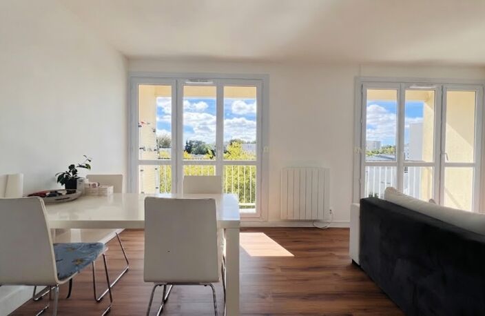 QUIMPER (29) — À VENDRE - Appartement T3 de 60,57 m² AU 6ᵉ et dernier — Balcon - Cave — photo 3