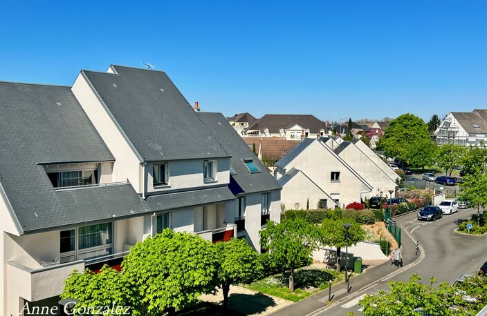 OLIVET Centre, à vendre au troisième et dernier étage avec ascenceur d'une Résidence sécurisée et calme, grand appartement lumineux avec 4 chambres, terrasse, deux places de parking et une cave — photo 5