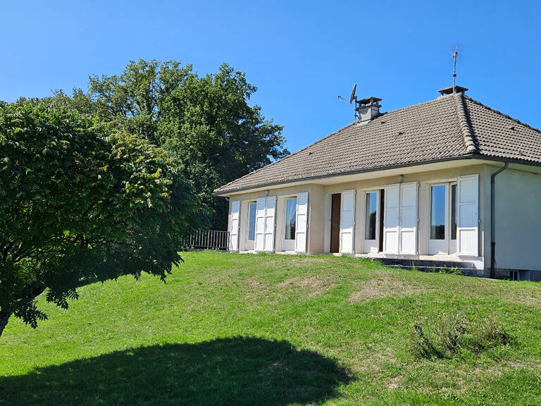 Maison plain-pied avec jardin, sous-sol, garage, 2 chambres — photo 1