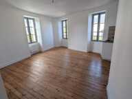 Appartement remis à neuf à louer 2 pièces dont 1 chambre.  42 m²  FONTENAY LE COMTE (85) — photo 3