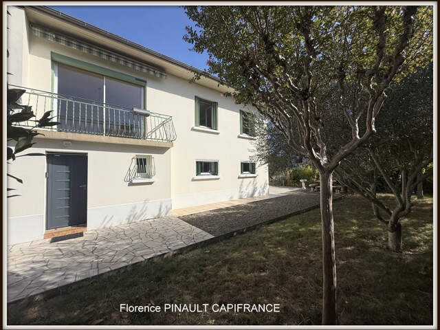 Maison à vendre 7 pièces TARBES (65) — photo du bien
