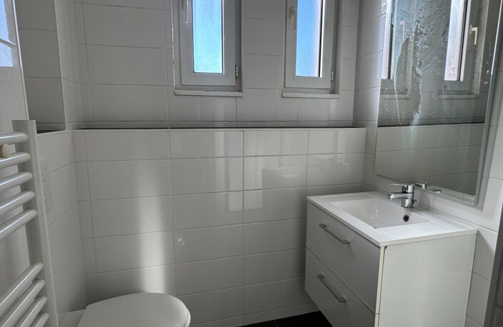 Appartement à louer 2 pièces BOUZONVILLE (57) — photo 5