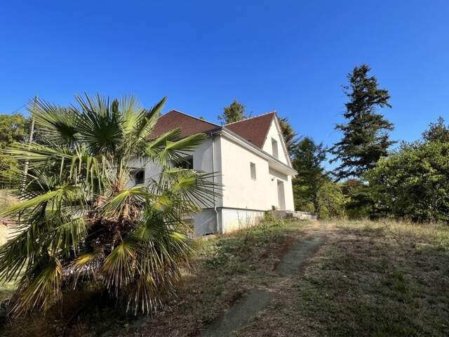 Maison rénovée-  5 chambres - DPE A - Parc boisé - 7 min Châtellerault — photo du bien