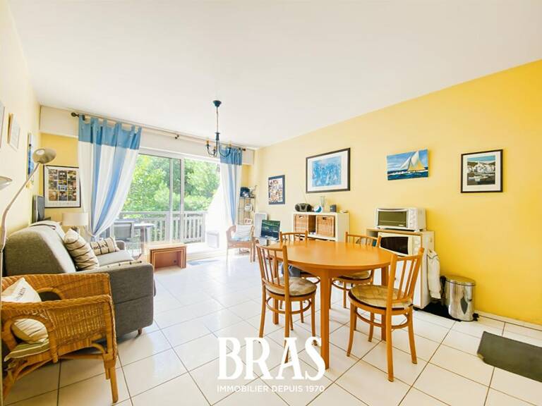 A vendre LA BAULE-LES PINS - 2 pièces - Dernier étage - Terrasse -Double parking - À 300 m de la plage — photo 1