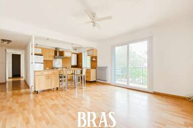 Appartement 3 pièces 299250 €
