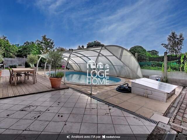 Plain-pied individuel avec piscine — photo du bien