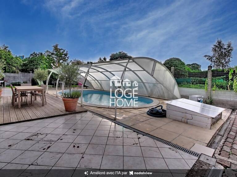 Plain-pied individuel avec piscine — photo 1