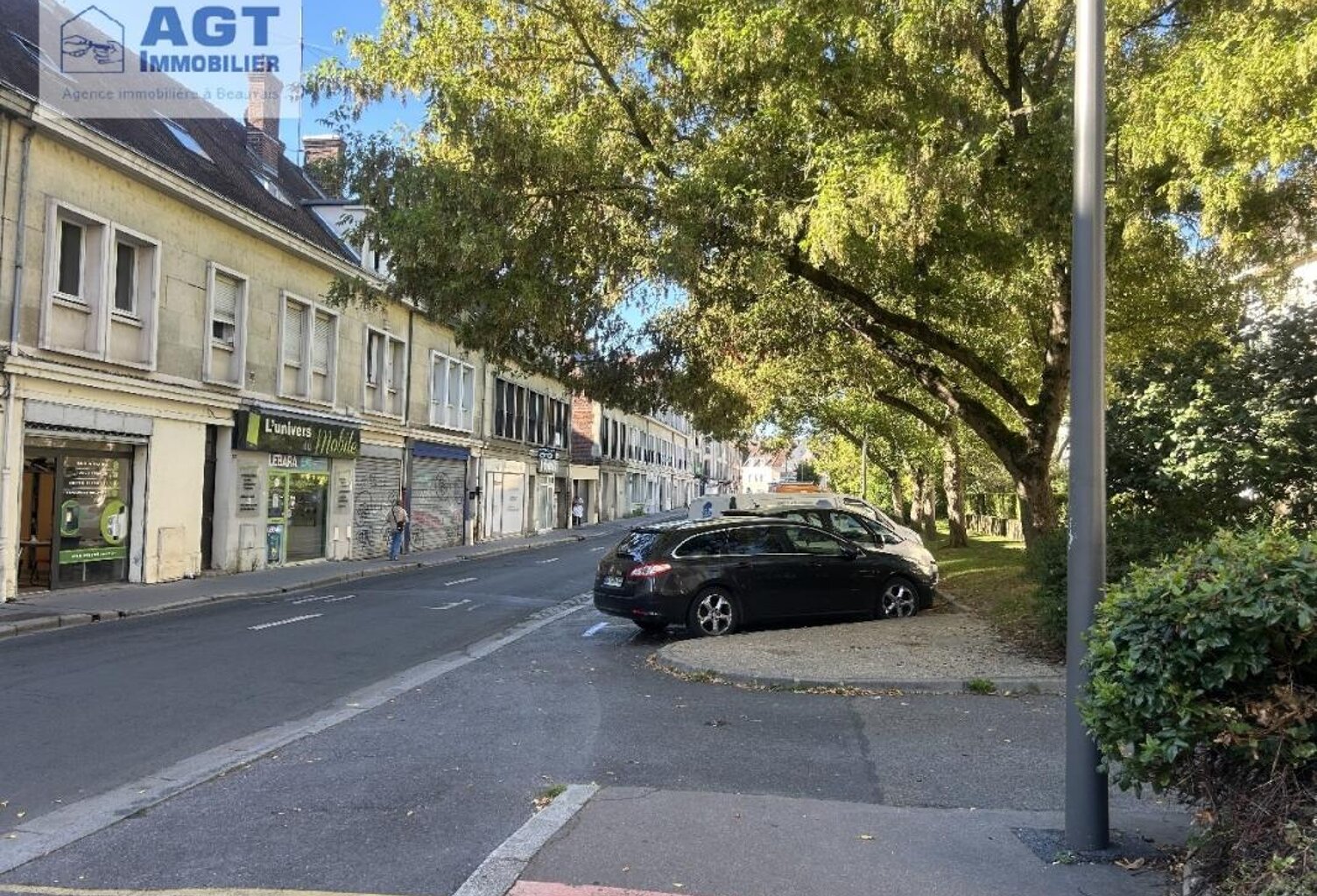 BEAUVAIS — photo 1