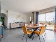 Maison rénovée à vendre avec vue et 1 800 m² de terrain — photo 4