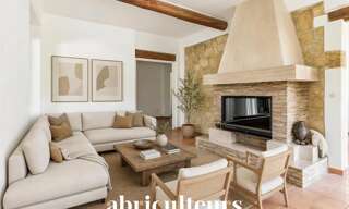 Maison 5 Pièces 254 m² à vendre à Grans (13450)
