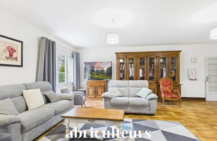 Maison avec parc arboré - 260 m² - en vente au MANS SUD (72230) — photo 2