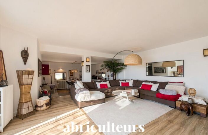 Grand loft indépendant de 176 m² – Colombes Centre-Gare — photo 2