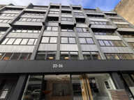 Bureaux à louer de 433 m² divisibles à Boulogne Billancourt. Ensemble immobilier de bureaux d'excellent standing, façades ITE, vue tour Eiffel, climatisation réversible, fibre optique, vidéosurveillance — photo 2