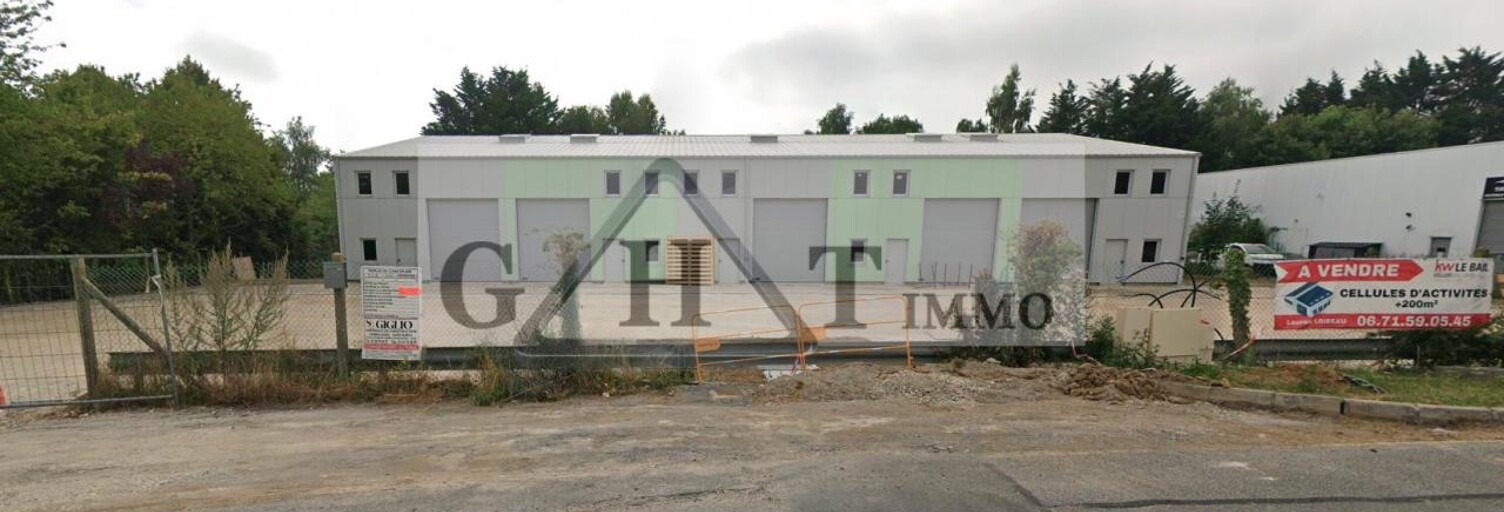 Local industriel  214 m² à vendre à Novillers (60730)