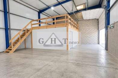 Local industriel  2350 €
