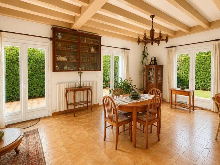 Maison de 8 pièces de 198 m² à Biarritz — photo 1