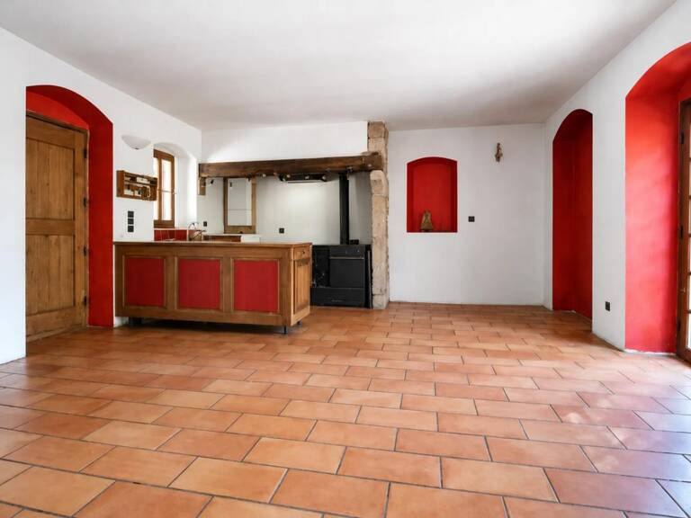 Maison en pierres de 6 pièces de 195 m² à Lablachère — photo 1
