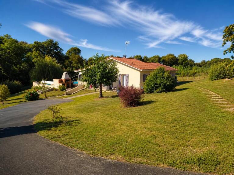 Ensemble immobilier equestre d'exception avec maison de 118m2 et Piscine — photo 1