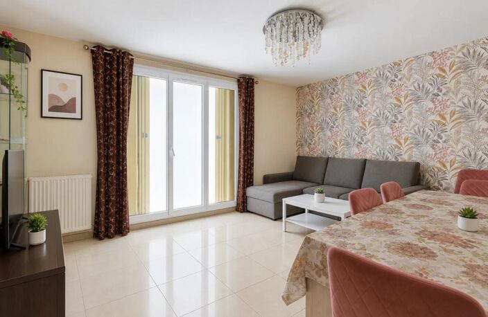 Appartement de 4 pièces de 72 m² à Aulnay-sous-Bois — photo 2