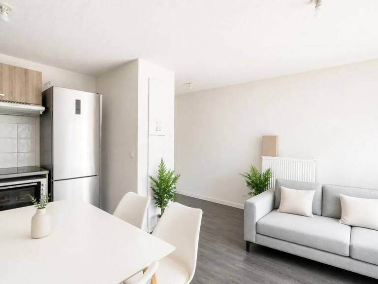 Appartement 2 pièces de 41 m² situé à Cenon — photo 1