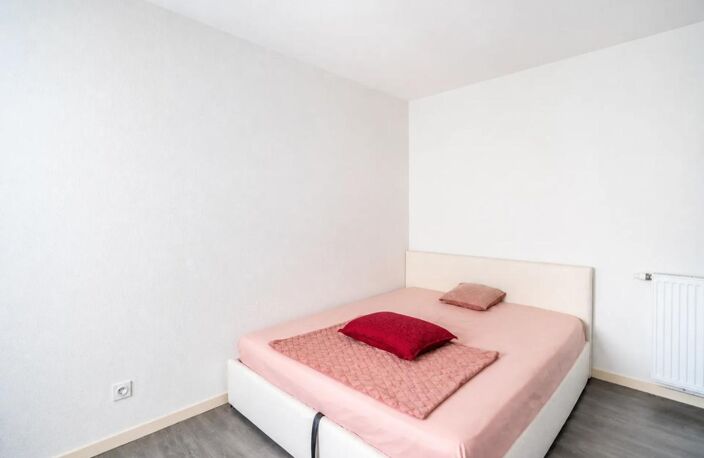 Appartement 2 pièces de 41 m² situé à Cenon — photo 5