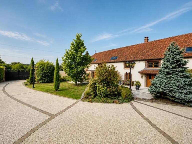 Maison de 8 pièces de 252 m² à Bœurs-en-Othe — photo 1